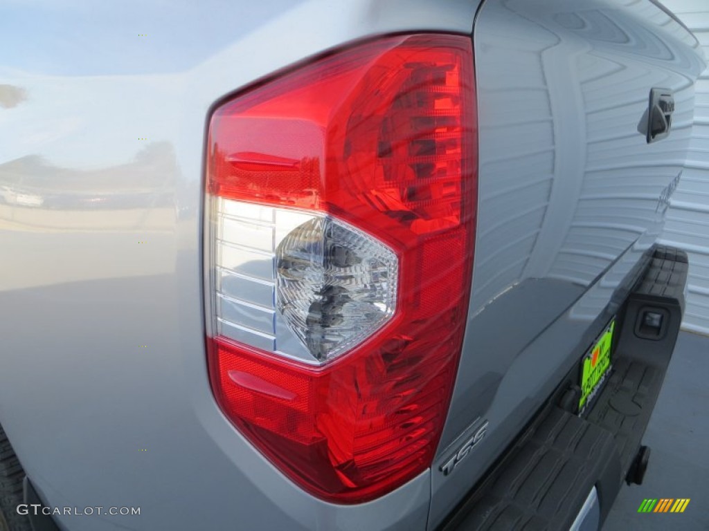 2014 Tundra TSS Double Cab - Silver Sky Metallic / Black photo #17