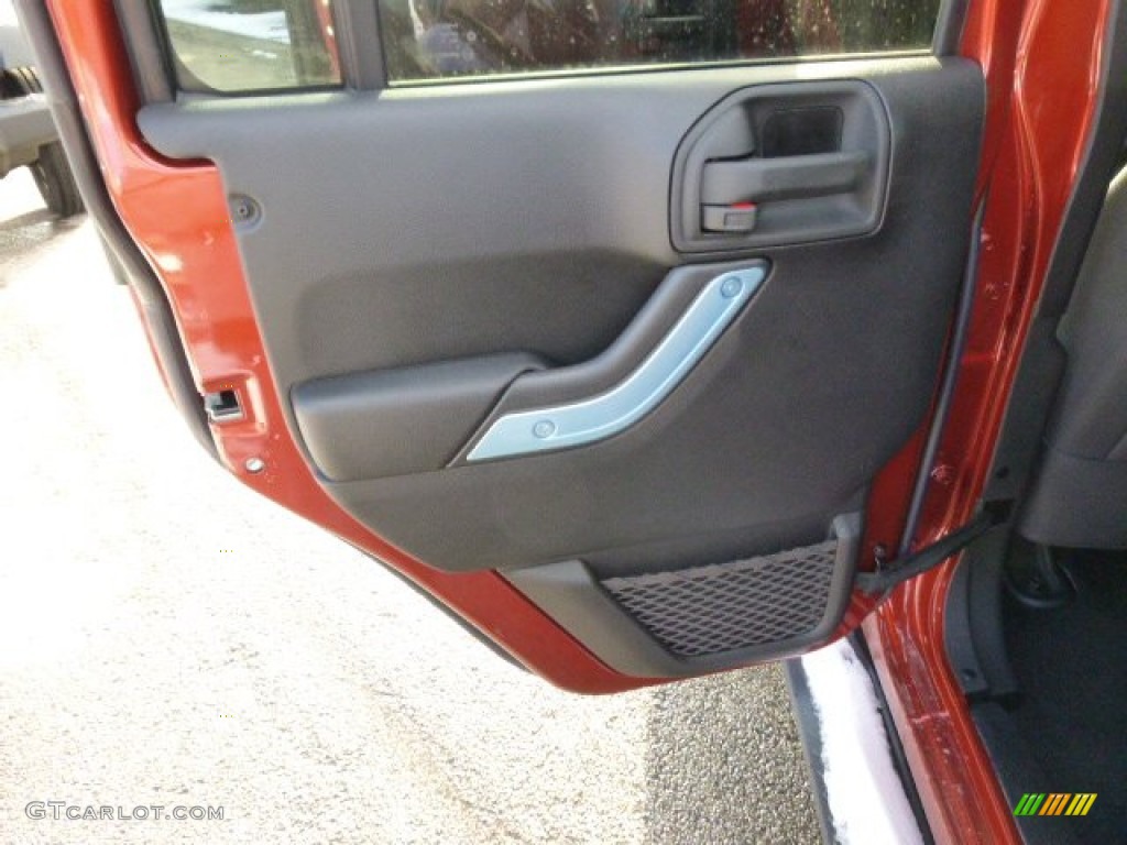 2014 Wrangler Unlimited Sahara 4x4 - Copperhead Pearl / Black photo #13