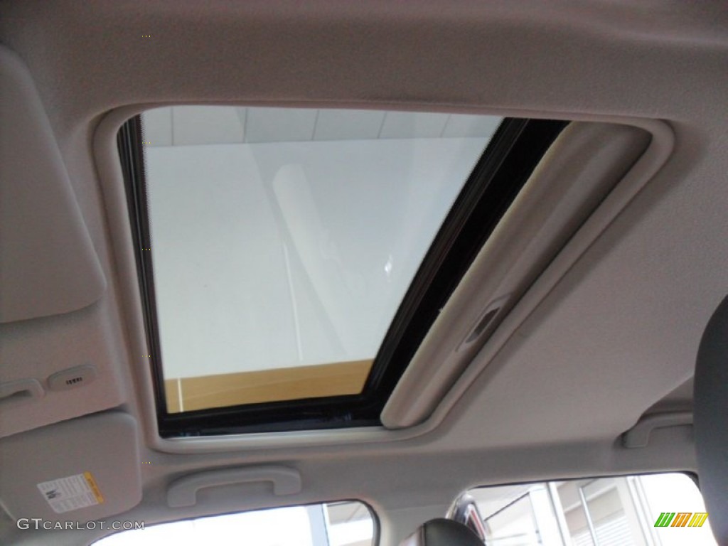 2011 Juke SL AWD - Metallic Bronze / Black/Red w/Silver Trim photo #10