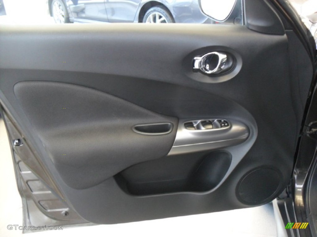 2011 Juke SL AWD - Metallic Bronze / Black/Red w/Silver Trim photo #23