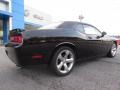 Pitch Black - Challenger SXT Photo No. 7