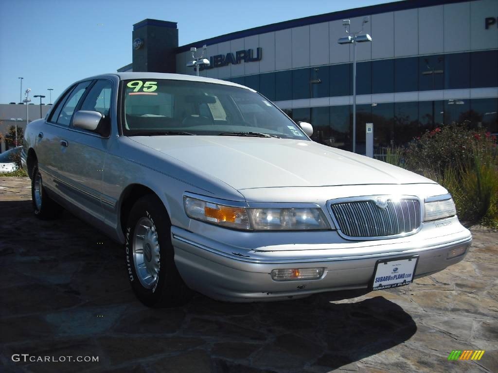 1995 Grand Marquis LS - Silver Frost Metallic / Grey photo #1