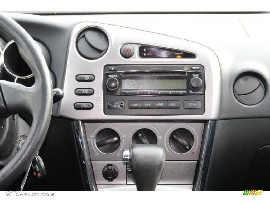 2006 Matrix AWD - Black Sand Pearl / Dark Gray photo #11