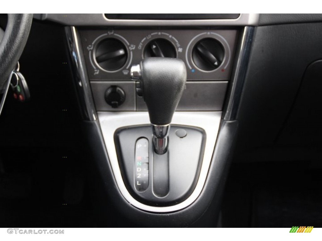 2006 Matrix AWD - Black Sand Pearl / Dark Gray photo #12