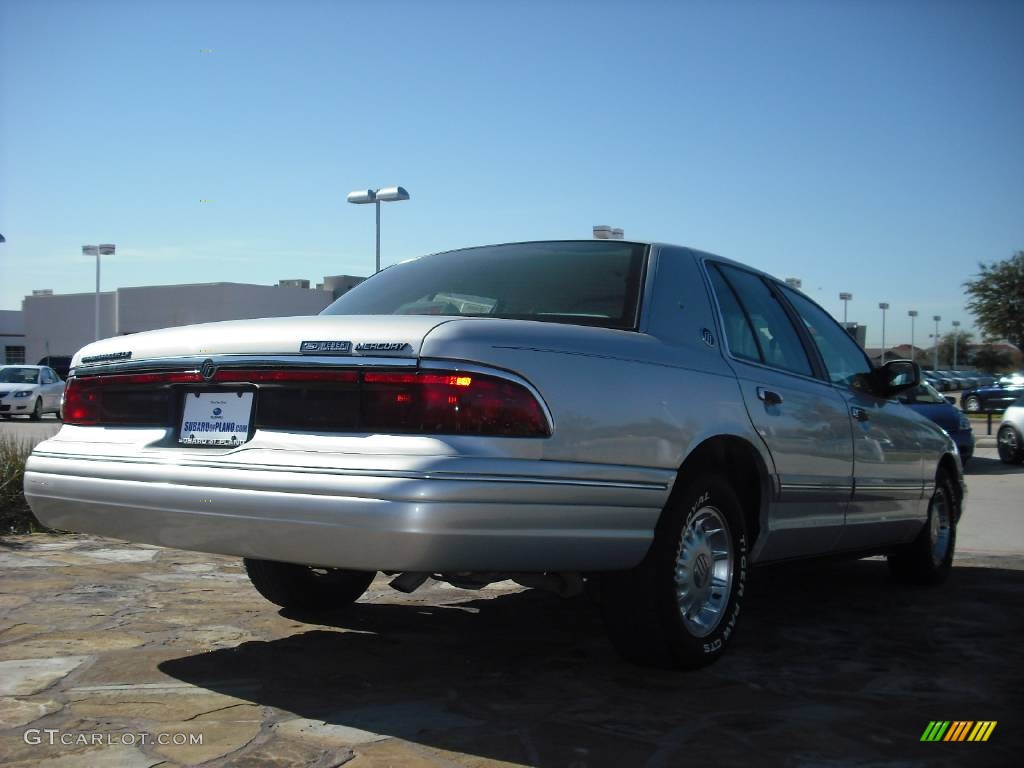1995 Grand Marquis LS - Silver Frost Metallic / Grey photo #7
