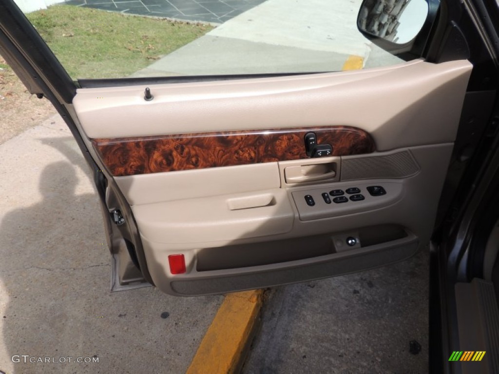2004 Grand Marquis LS - Arizona Beige Metallic / Medium Parchment photo #13