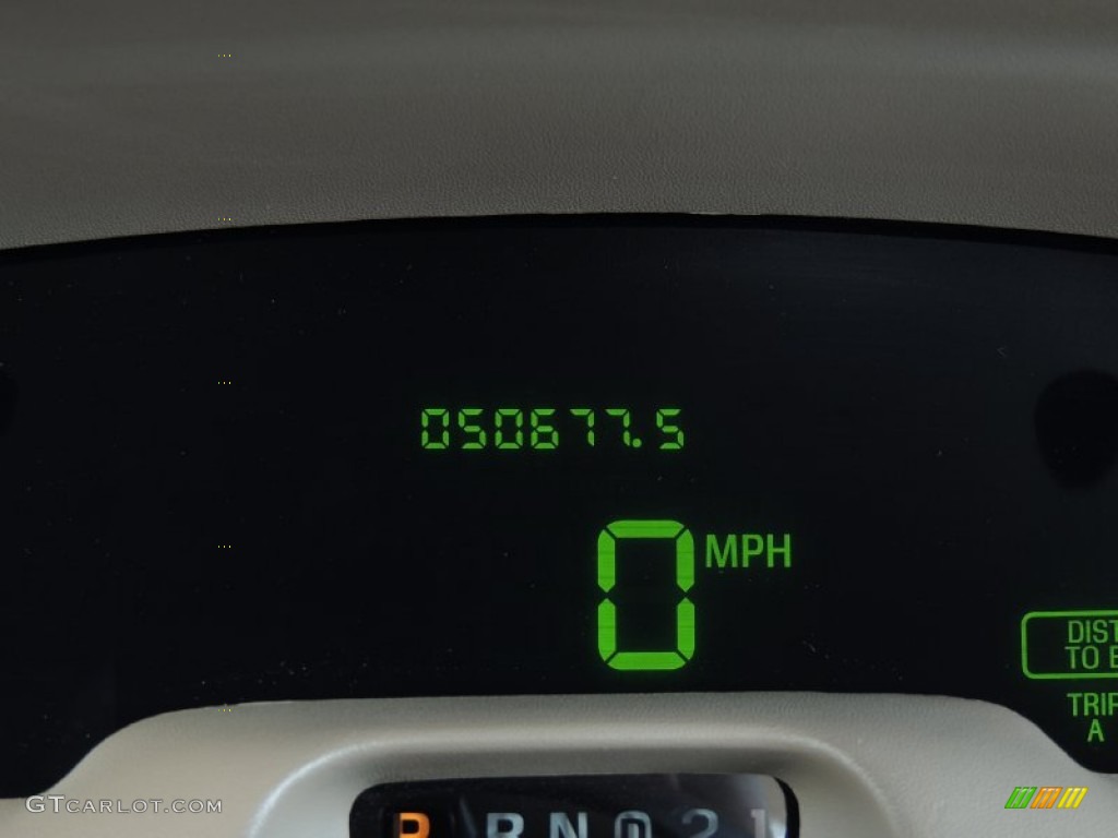 2004 Grand Marquis LS - Arizona Beige Metallic / Medium Parchment photo #16