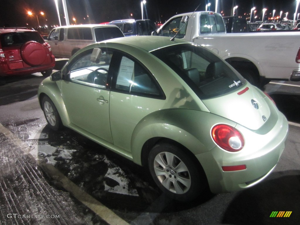 2008 New Beetle S Coupe - Gecko Green / Black photo #2