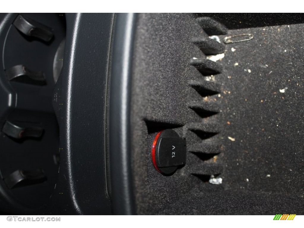 2011 Q5 3.2 quattro - Ice Silver Metallic / Light Gray photo #22