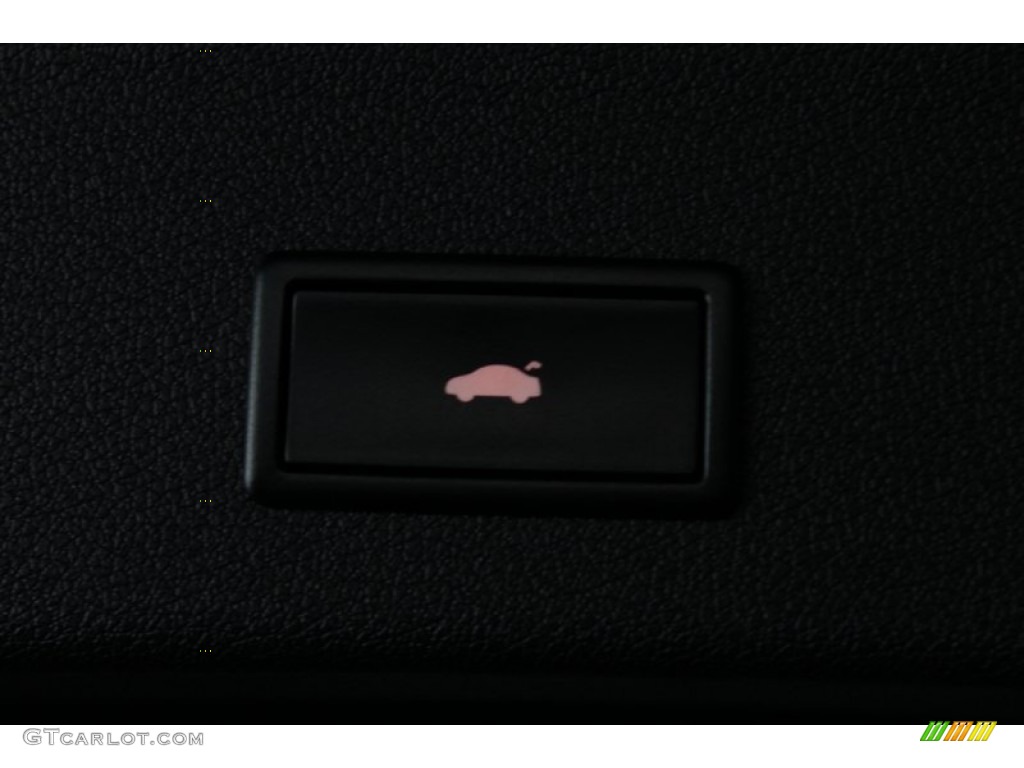 2011 Q5 3.2 quattro - Ice Silver Metallic / Light Gray photo #28