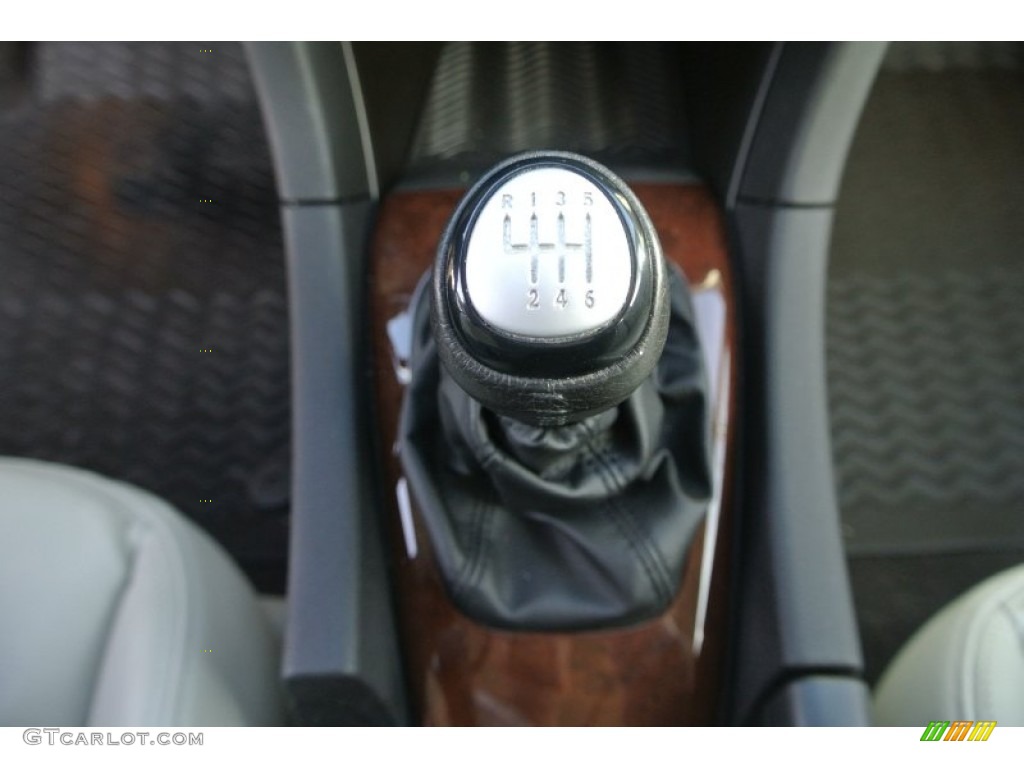 2010 Saab 9-3 2.0T Sport Sedan Transmission Photos
