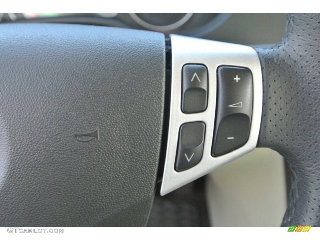 2010 Saab 9-3 2.0T Sport Sedan Controls Photo #89201981