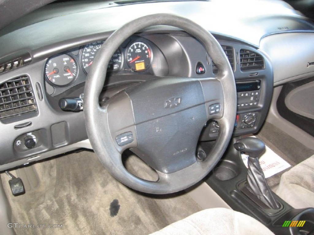 2005 Chevrolet Monte Carlo LS Medium Gray Steering Wheel Photo #89203621