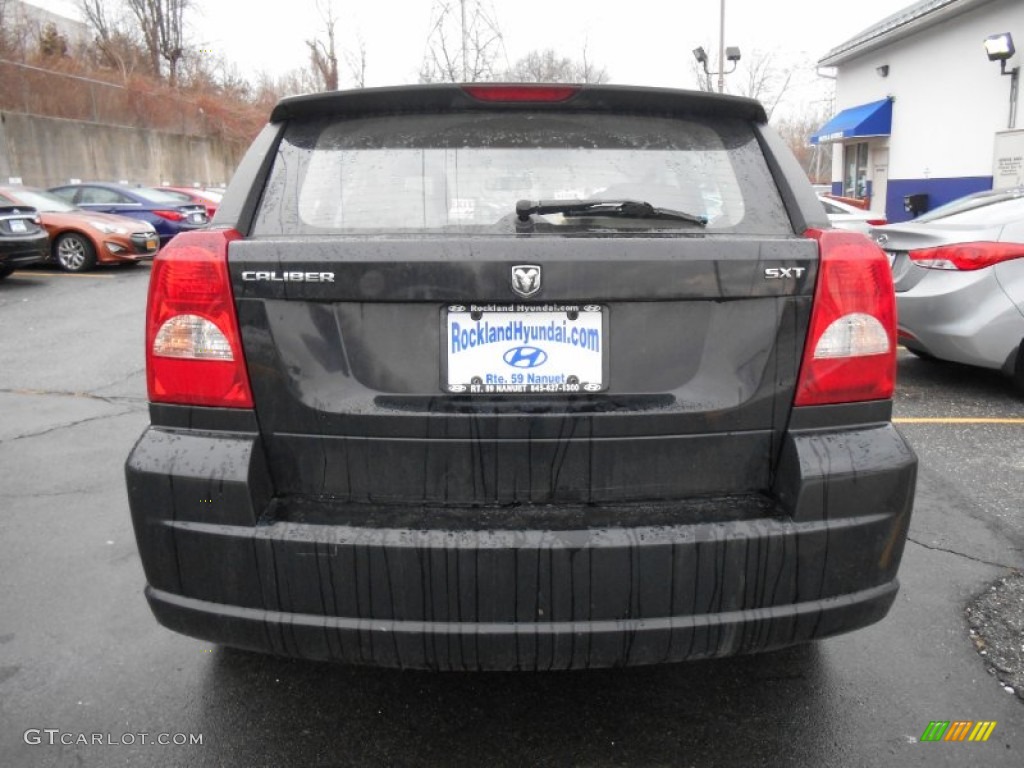 2007 Caliber SXT - Black / Pastel Pebble Beige photo #5
