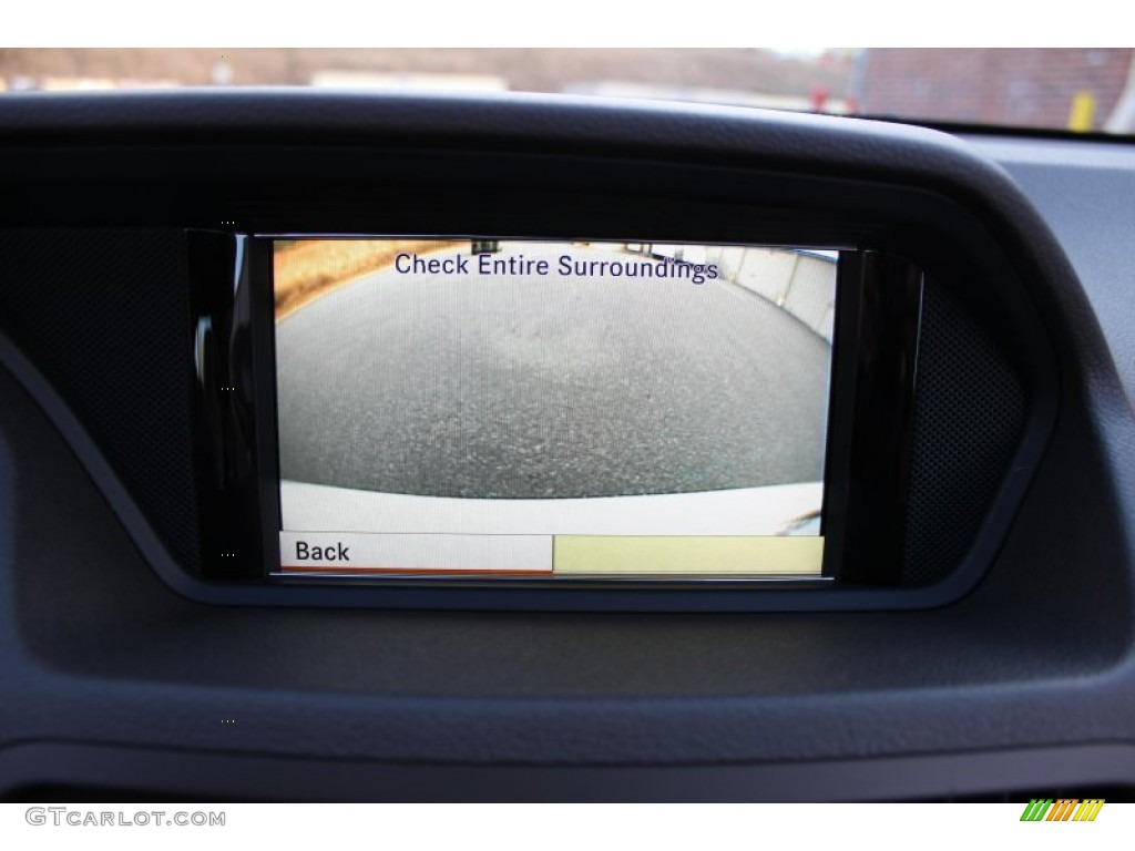 2010 E 550 Coupe - Arctic White / Almond Beige photo #25