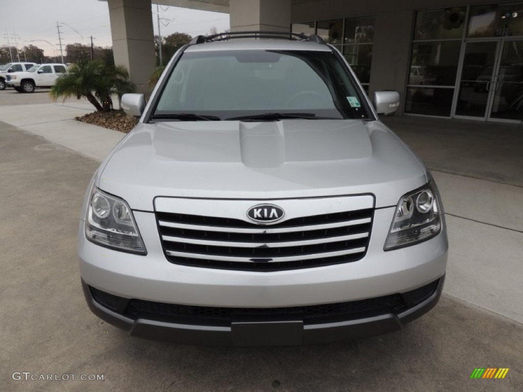 2009 Borrego LX V6 - Bright Silver / Black photo #2