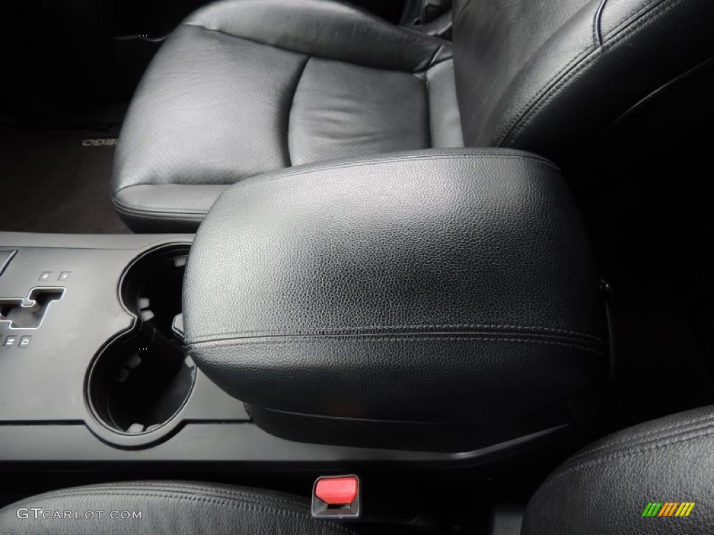 2009 Borrego LX V6 - Bright Silver / Black photo #23
