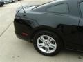 Black - Mustang V6 Coupe Photo No. 11