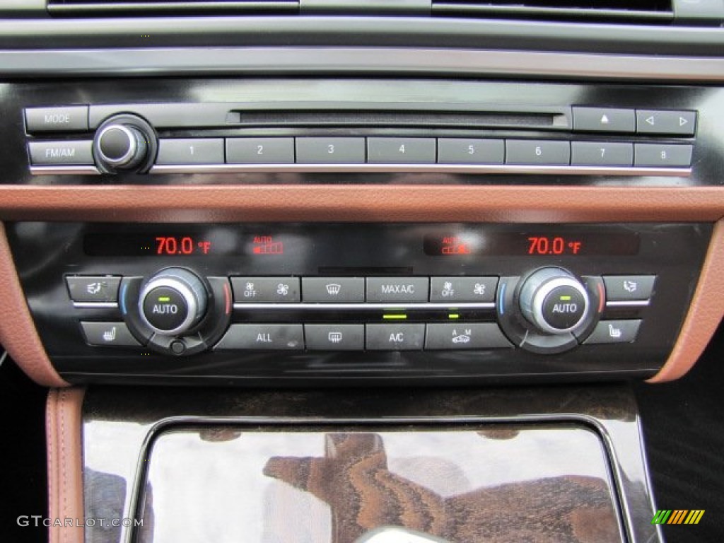 2013 BMW 5 Series 535i Sedan Controls Photo #89224906
