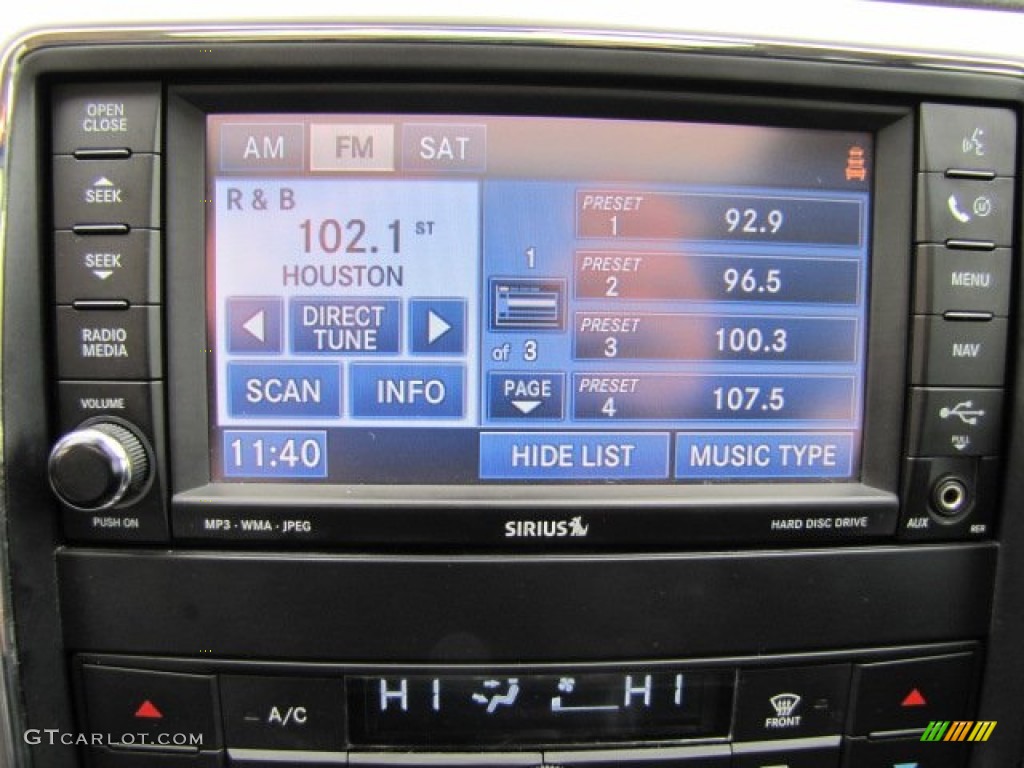 2011 Jeep Grand Cherokee Overland Controls Photo #89227726
