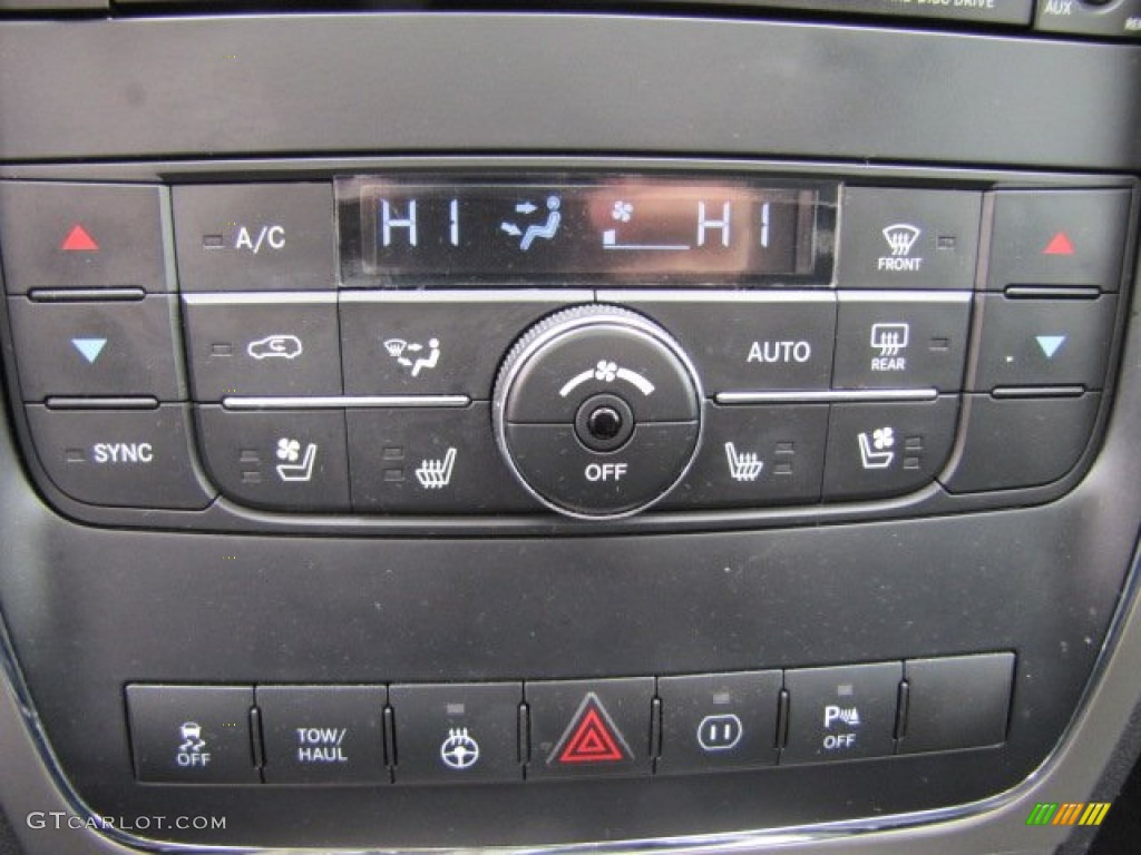 2011 Jeep Grand Cherokee Overland Controls Photo #89227814