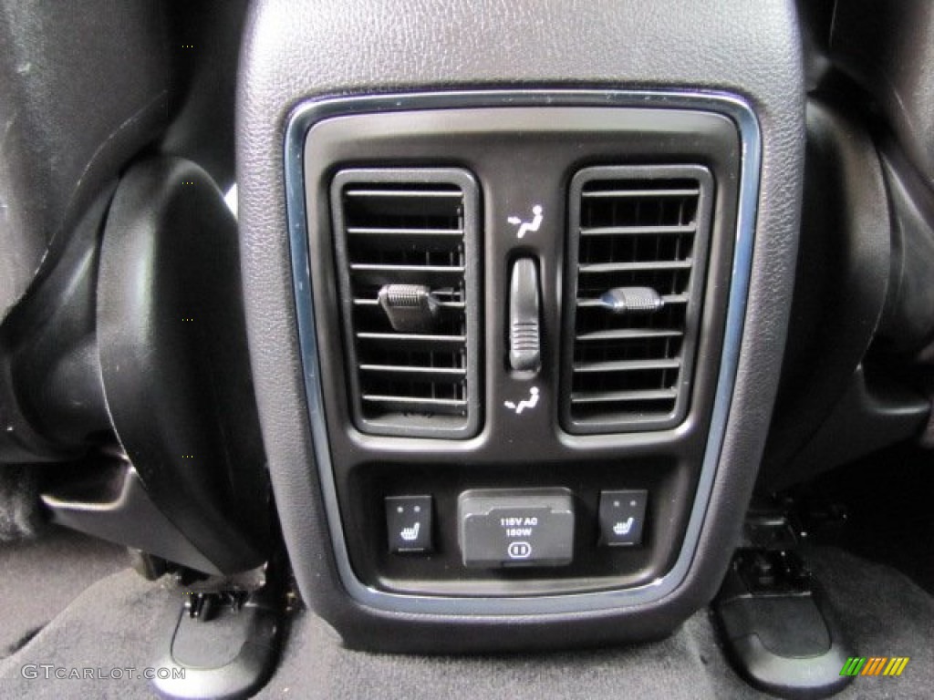 2011 Jeep Grand Cherokee Overland Controls Photo #89228185