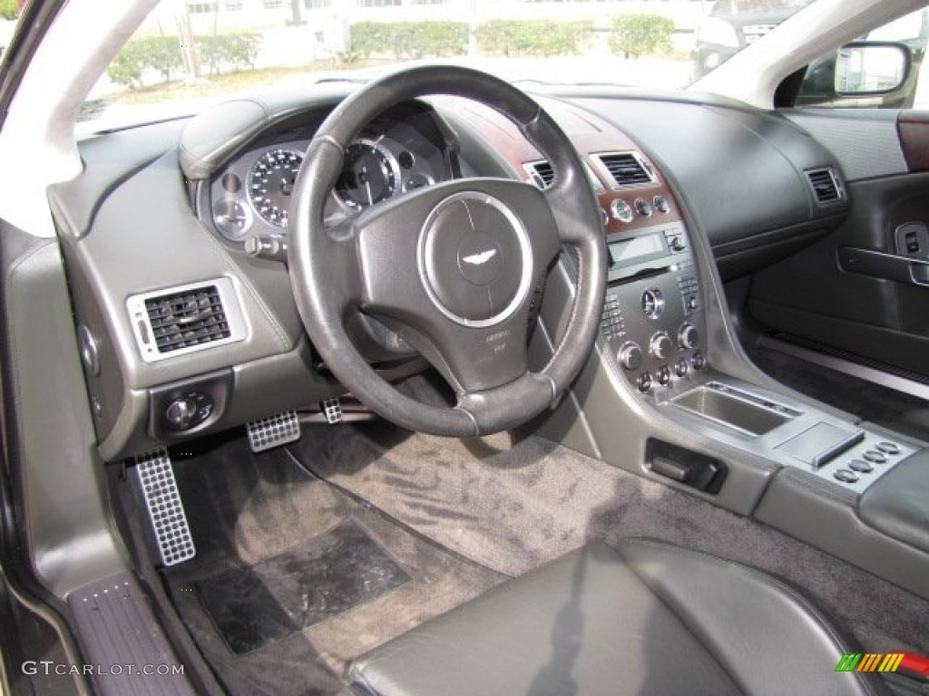 2005 Aston Martin DB9 Coupe Dashboard Photos
