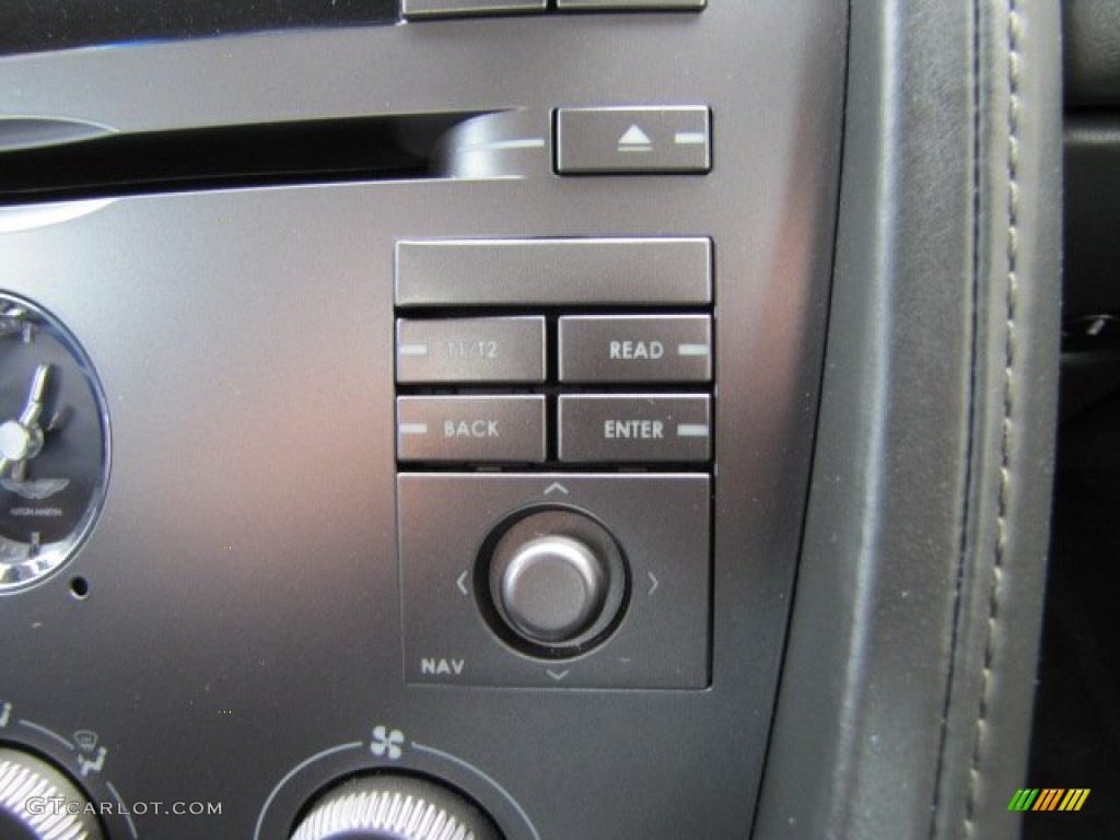 2005 Aston Martin DB9 Coupe Controls Photo #89230711