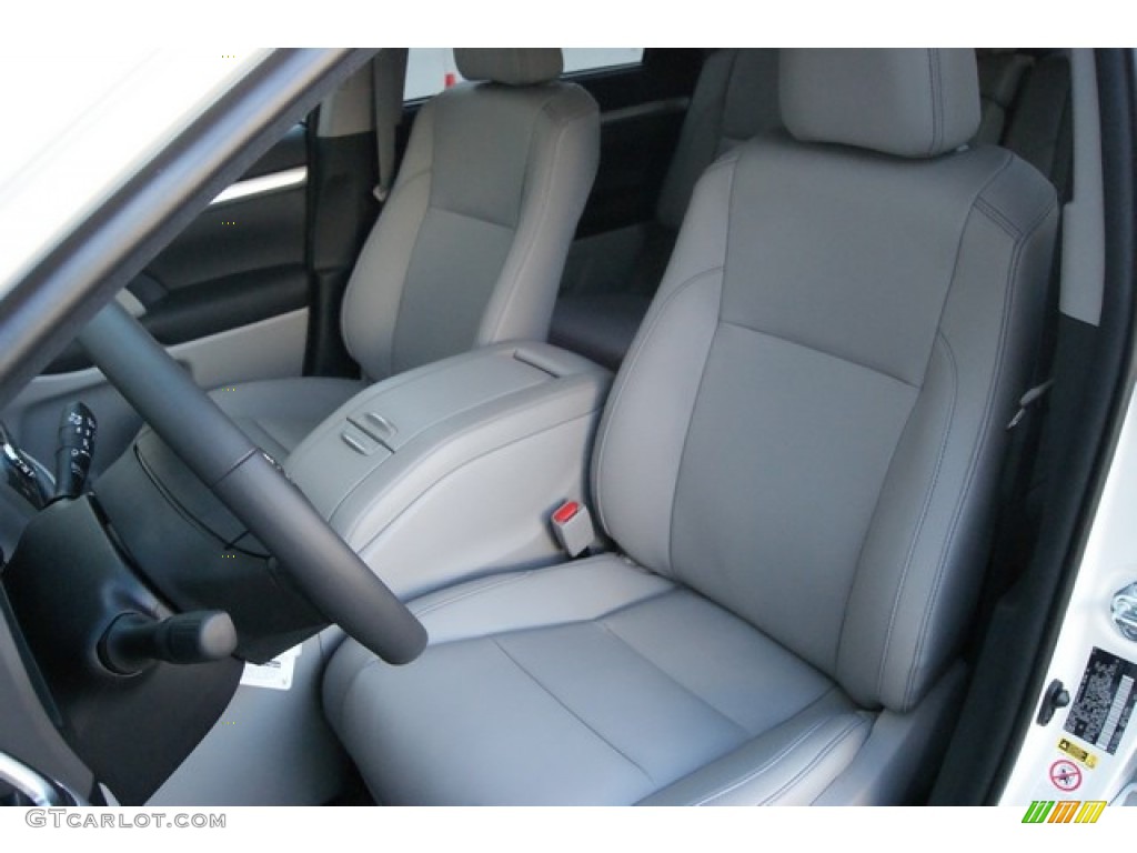 2014 Toyota Highlander XLE AWD Front Seat Photo #89232380