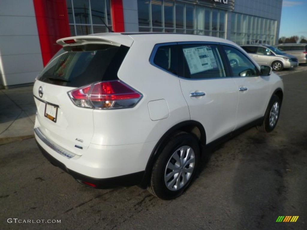 2014 Rogue S AWD - Moonlight White / Charcoal photo #7