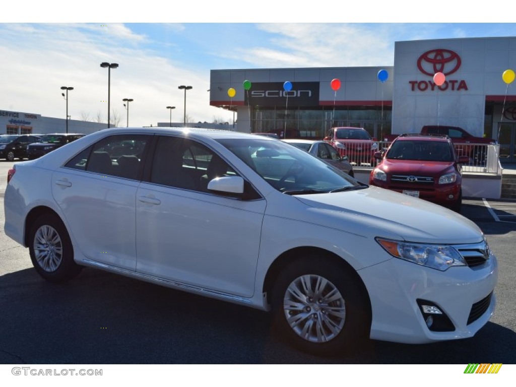 2014 Camry LE - Super White / Ivory photo #1