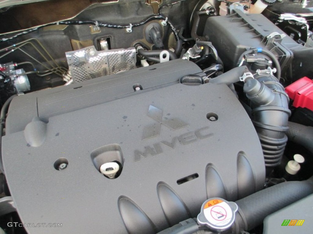 2014 Mitsubishi Outlander Sport SE Engine Photos