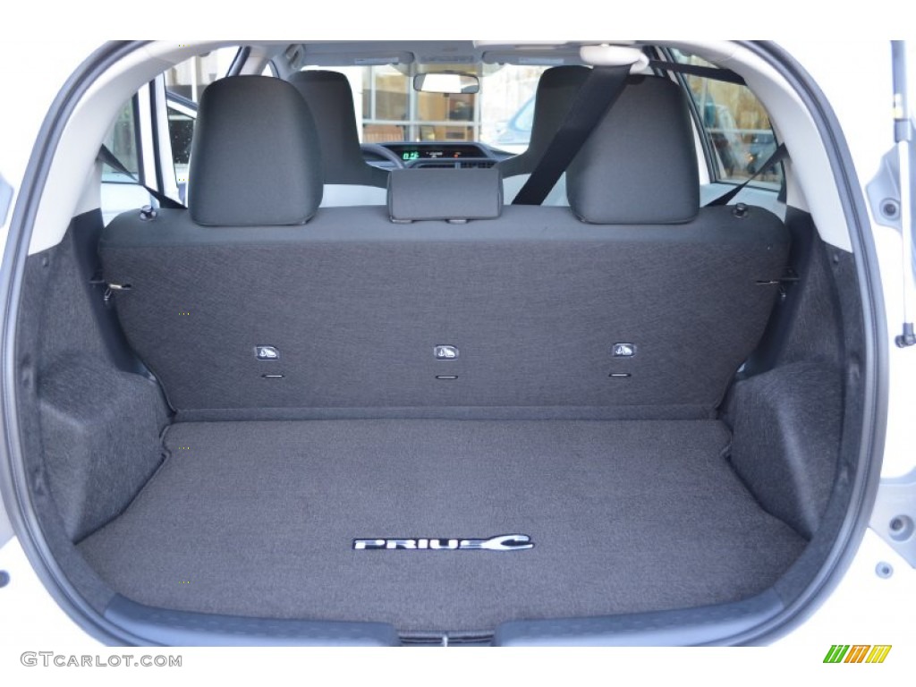 2013 Prius c Hybrid One - Super White / Gray photo #8