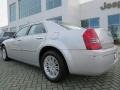 Bright Silver Metallic - 300 Touring Photo No. 3