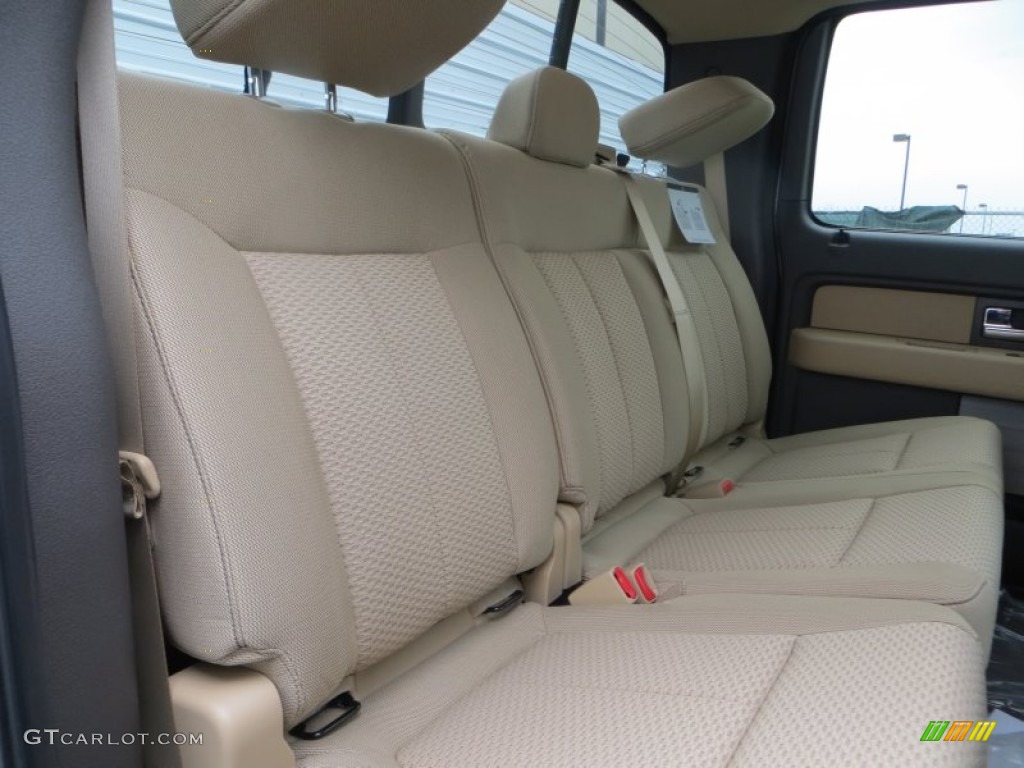 2014 Ford F150 XLT SuperCrew 4x4 Rear Seat Photo #89237554