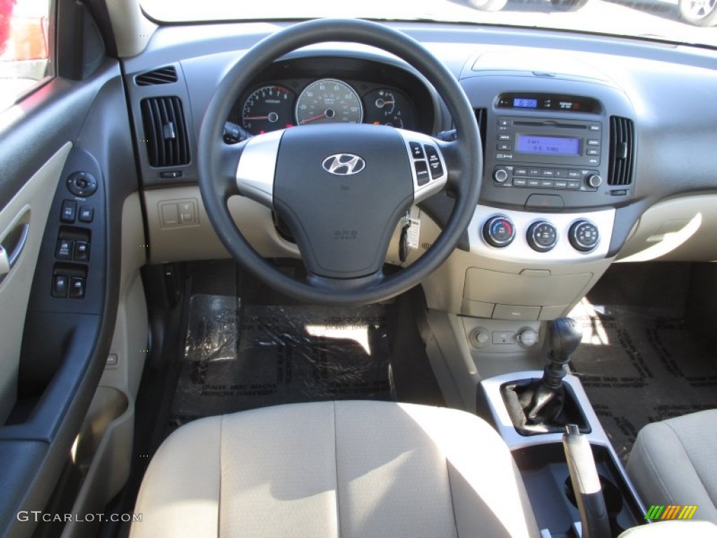 2008 Elantra SE Sedan - Apple Red Pearl / Beige photo #18