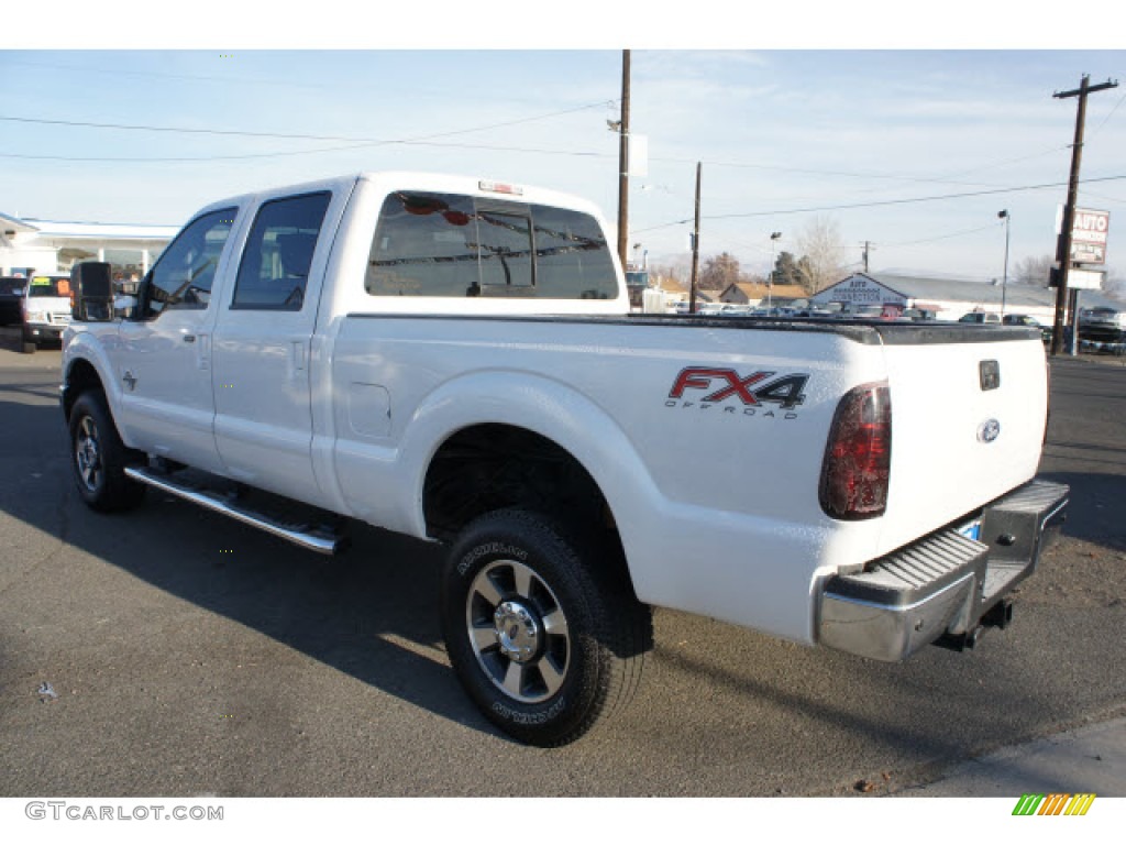 2012 F350 Super Duty Lariat Crew Cab 4x4 - Oxford White / Black photo #6