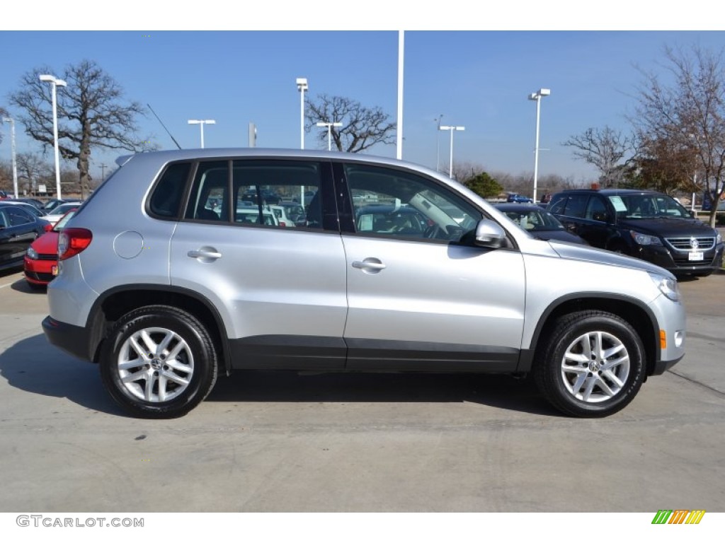 2011 Tiguan S - Reflex Silver Metallic / Charcoal photo #6