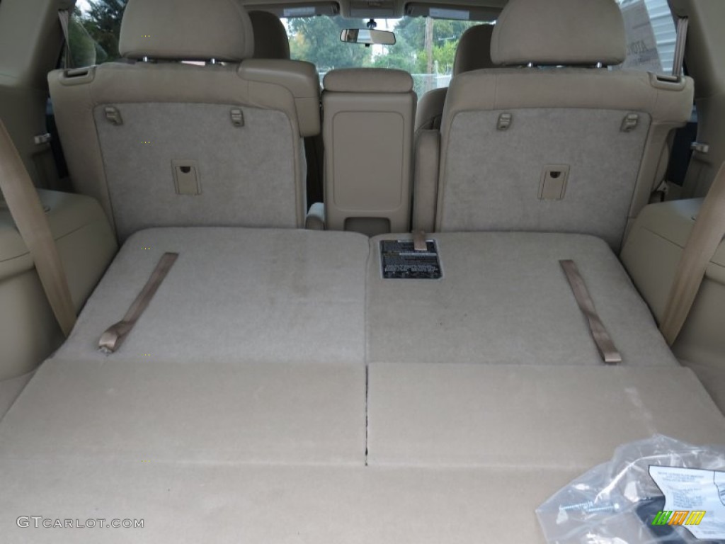 2013 Highlander  - Black / Sand Beige photo #23