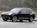 Black - Cayenne S Titanium Photo No. 4