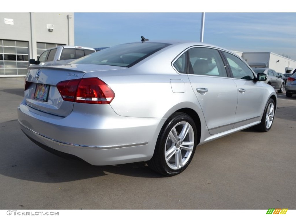 2014 Passat TDI SEL Premium - Reflex Silver Metallic / Moonrock photo #2