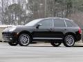 Black - Cayenne S Titanium Photo No. 11