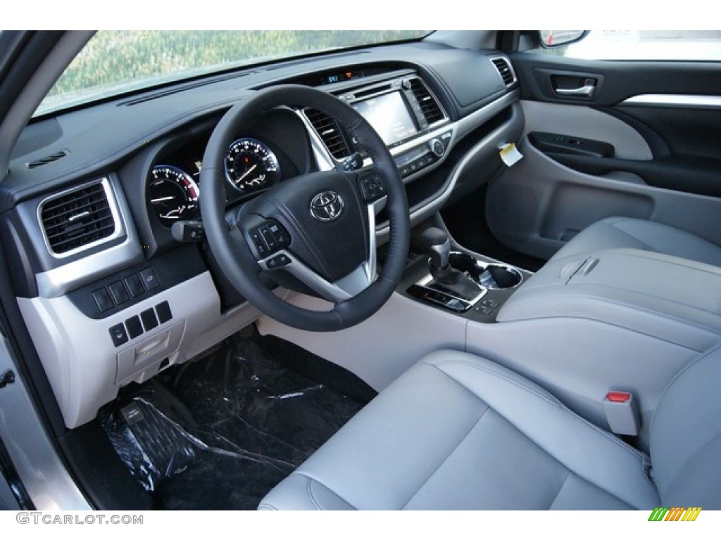Ash Interior 2014 Toyota Highlander XLE AWD Photo #89247109