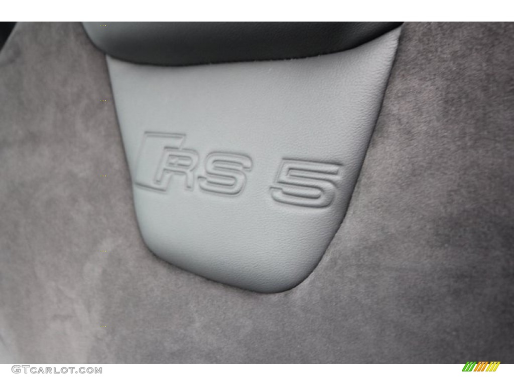 2013 Audi RS 5 4.2 FSI quattro Coupe Marks and Logos Photos