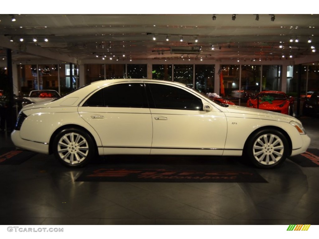 White 2004 Maybach 57 Standard 57 Model Exterior Photo #89261104