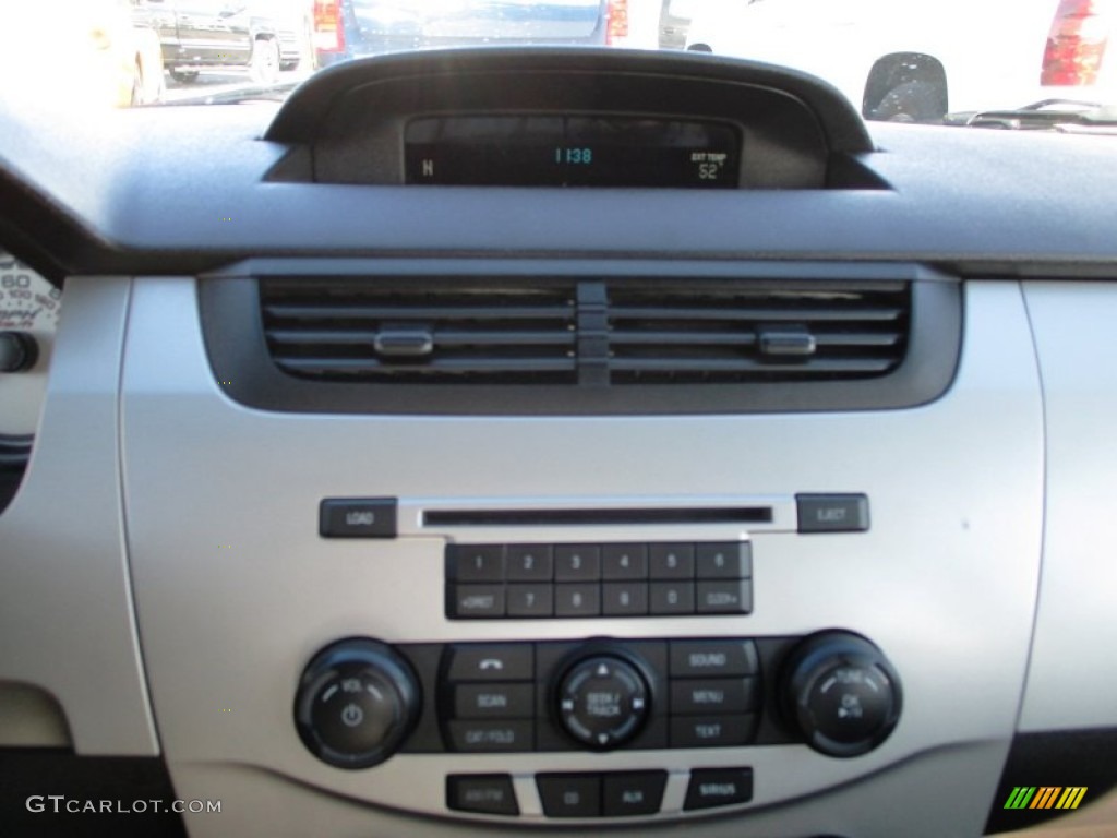 2011 Focus SEL Sedan - Sterling Gray Metallic / Charcoal Black photo #7