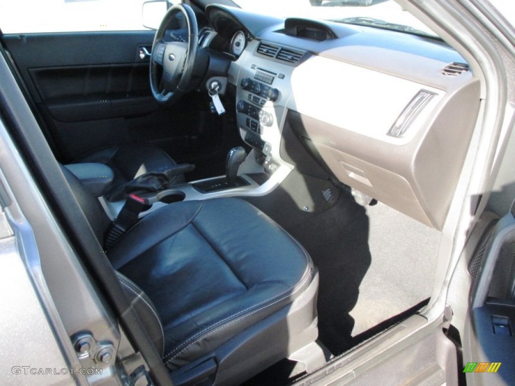 2011 Focus SEL Sedan - Sterling Gray Metallic / Charcoal Black photo #27