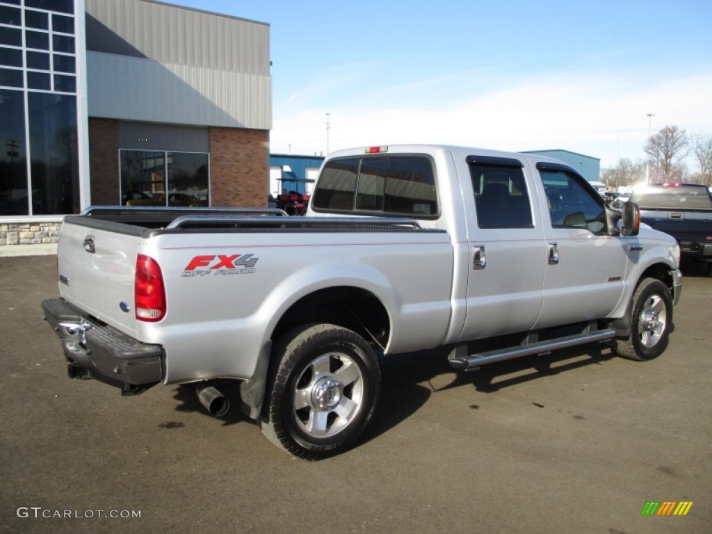 Silver Metallic 2005 Ford F350 Super Duty Lariat Crew Cab 4x4 Exterior Photo #89262808