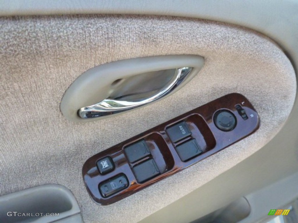 2005 XL7 EX 4WD - White Pearl / Beige photo #15