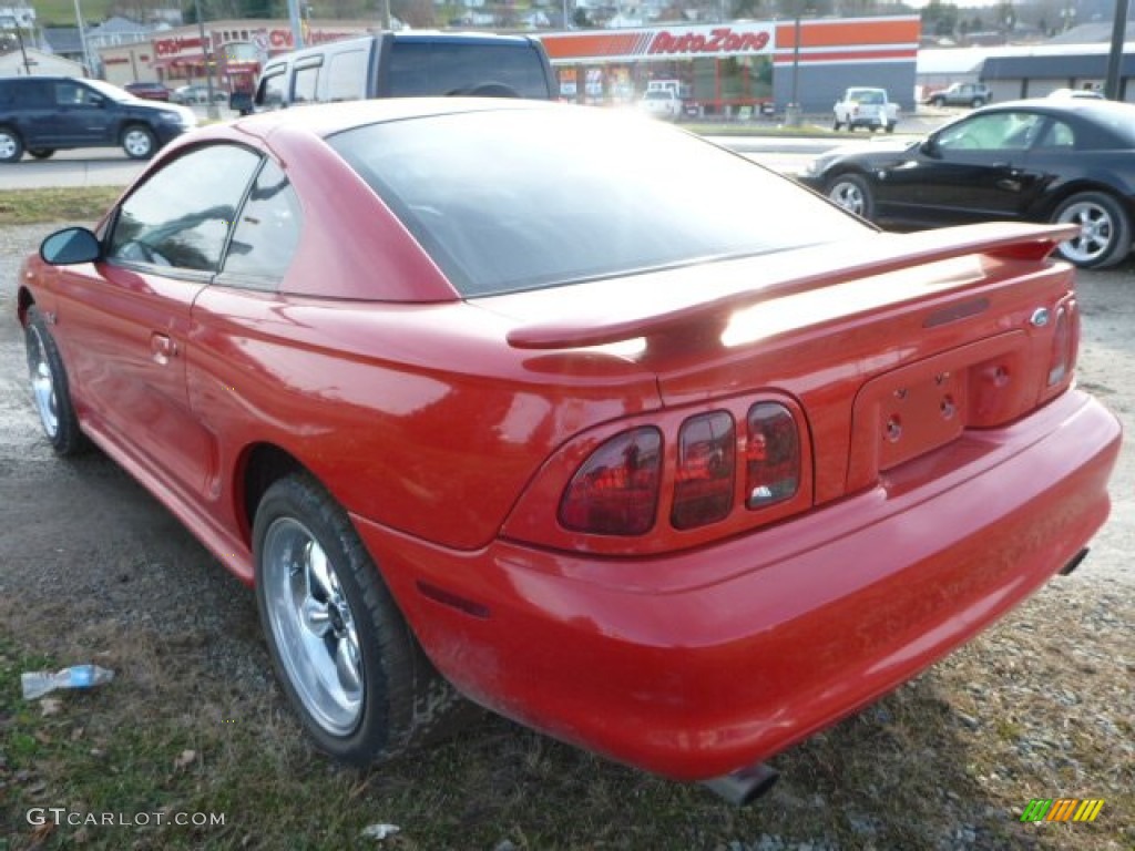 Rio Red 1995 Ford Mustang GT Coupe Exterior Photo #89271536